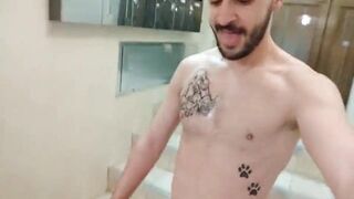 Xisco go naked to the street