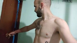 Xisco go naked to the street