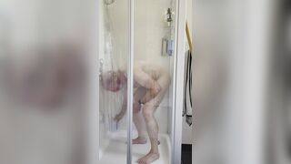 Bearstgt cleaning with cock and ass - 1 image