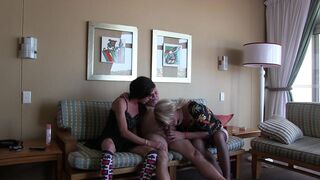 Crossdressers Helen & Donna get it - 8 image