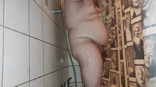 Chubby take a shower