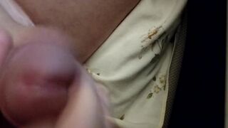 Me jurking in mommies clothes