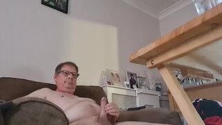 Watching porn and cumming - 7 image