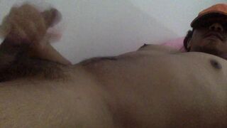 Daddy blows a load after intense leg day - 7 image