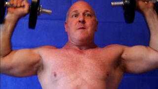 Big hairy Gay men man muscle bear Muscle daddy Bodybuilder - 2 image