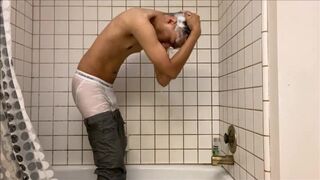 Shower Sagging 4 - SexySaggerYo