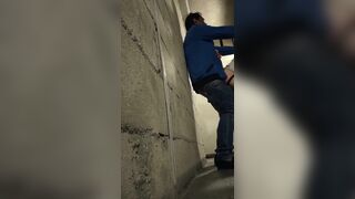 Slut filled by an Indian found in the street in Paris