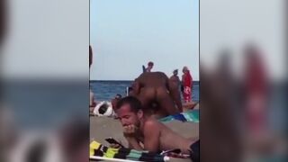 males exhibitionism on the beach - 13 image
