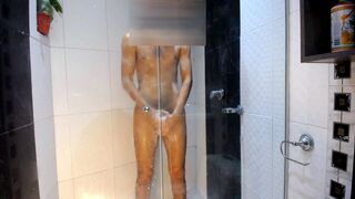 Sexy and Skinny - I Cum on the Glass