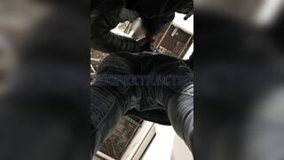 Eating this sexy hood mf up