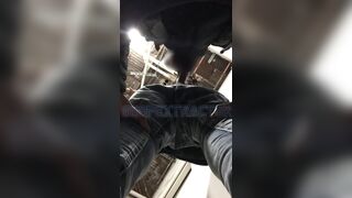 Eating this sexy hood mf up