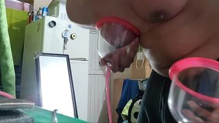 guy making BREAST TORTURE pump maximum level hard electric nipple pump - 2 image