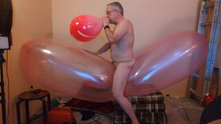 Balloonbanger 83) Ride Hump Pop Giant Blimp Balloon!