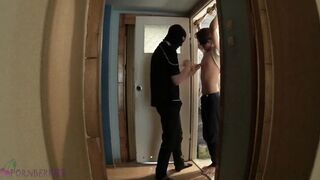 Inexperienced lad got tied and sexually used by anonymous offender - 4 image