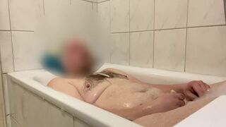 BHDL - THE BREATHTUB 3 - EXTREME LATEX GLOVE BREATHPLAY WITH CUM EATING IN THE BATHTUB - - 3 image
