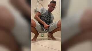 Pee and play German Twink jerking off and peeing - 8 image