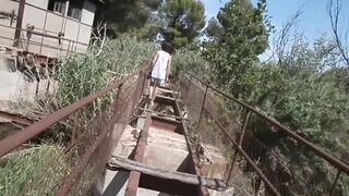 Pretty stud slurping Sperm