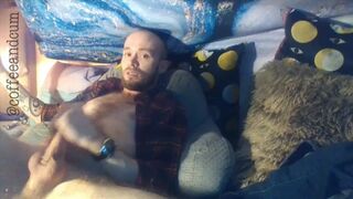 Coffeeandcum Jerks off on Episode Chat.