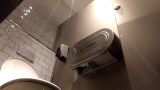spy hidden caught wanker in public toilet - 1 image