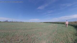 On a field travel: Stripping and jerking in an open field