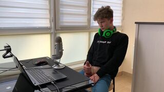 Youthful Streamer on Twitch Jerking off after Stream /big Ramrod / Monster Penis - 2 image