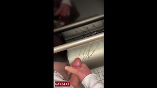 Real Gays: 24 yo from Indiana (USA)