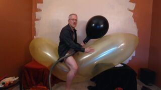 Balloonbanger 78) Giant Blimp Part 2 plus Big Long Neck Balloon Jerk - 10 image