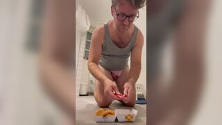 Cucumber ass to mouth and eating nuggets with cum and piss - 8 image