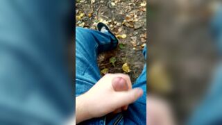 Chubby guy masturbates in the woods, a week of abstinence. Lots of sperm - 10 image