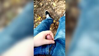 Chubby guy masturbates in the woods, a week of abstinence. Lots of sperm - 15 image