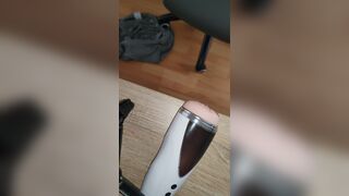 Unboxing  And test halfautomatick male masturbator  fleshlight