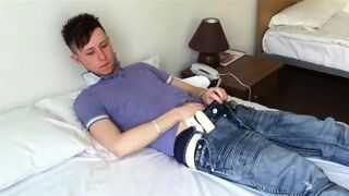 Twink Amateur Brad Holt Jerks Off