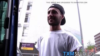 Gay youngsters are rimming and anal fucking in threesome - 4 image