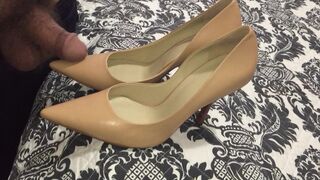 Light Brown Heels Play - 1 image