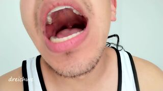 Big mouth uvula fetish - 11 image