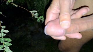 After working in the garden I jerk off and cum.