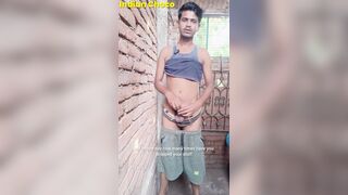 Indian sexy boy flashing his big cock in the public and after that he's peeing in the outside - 8 image