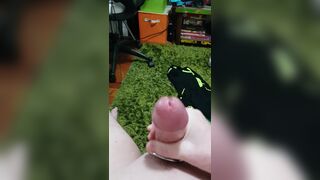 Afternoon wank & cum