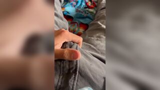 Army solider Jerking of in civies - a nice pair of jeans! Shoots a hot load!