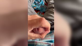 Army solider Jerking of in civies - a nice pair of jeans! Shoots a hot load!