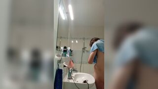 Roman The Worm is taking a shower!