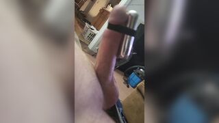 Amatuer throbbing cock cumming