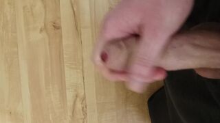 masturbating my inexperienced dick