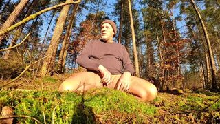 Early morning piss & jerk in nature - 7 image