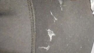 Entering with all his strength the straw on the cock. - 11 image