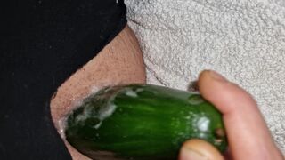 Twinks Ass Gets Fucked by Veggie