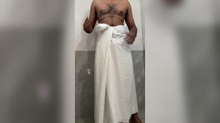 Rich Kerala daddy remove his sarong to show big cock and balls - 2 image