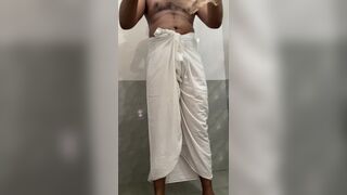 Rich Kerala daddy remove his sarong to show big cock and balls - 7 image
