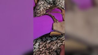 Cd shoe, foot fetish. Masturbate and cum on my nylon pantyhose feet.