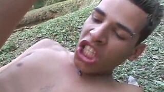 Latinos Barebacking Outdoor Fuck